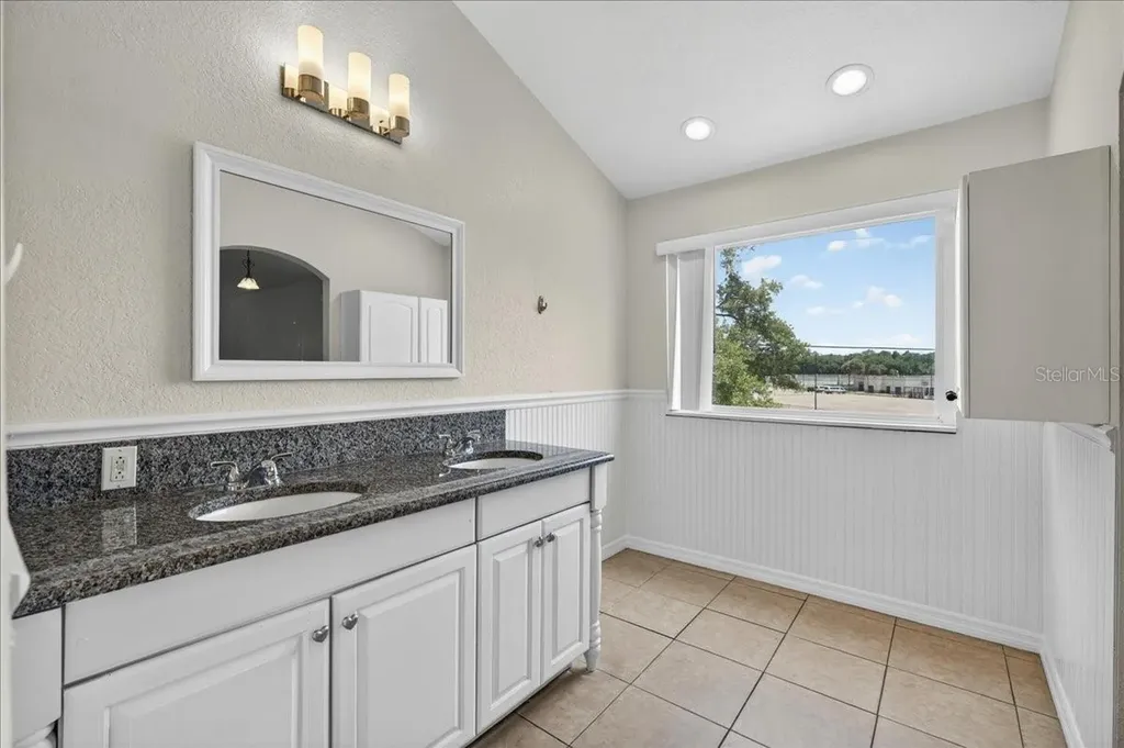 2000 Brent Place Palm Harbor FL 34683