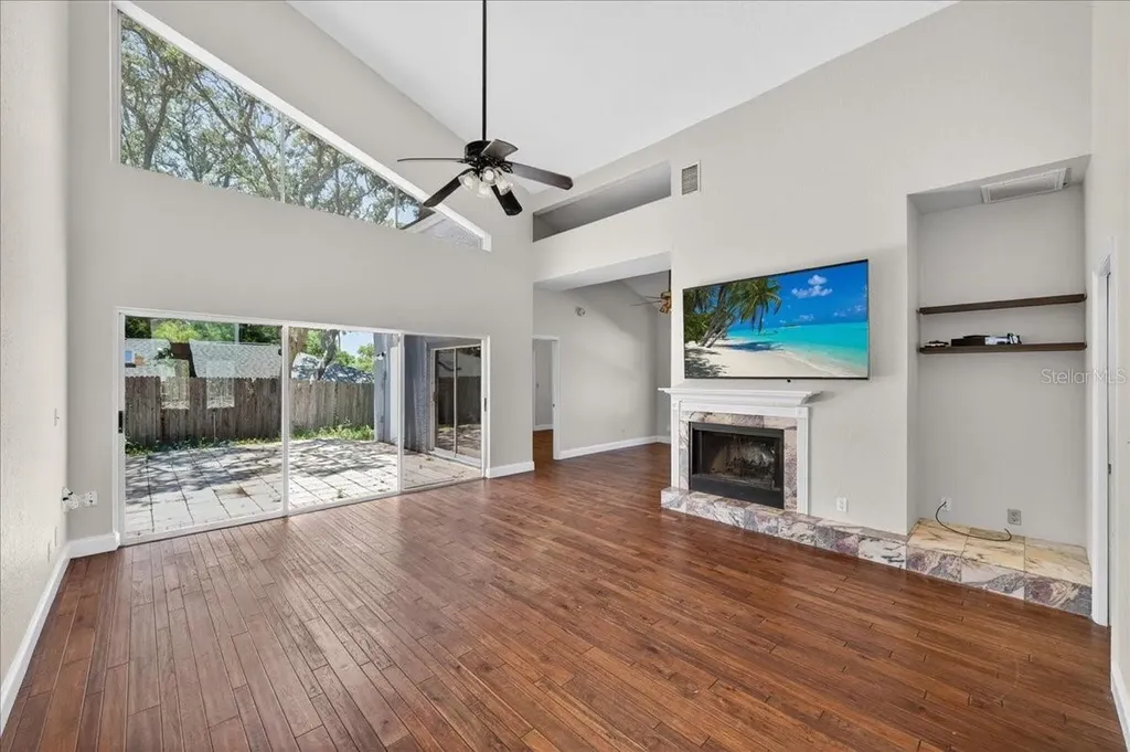 2000 Brent Place Palm Harbor FL 34683