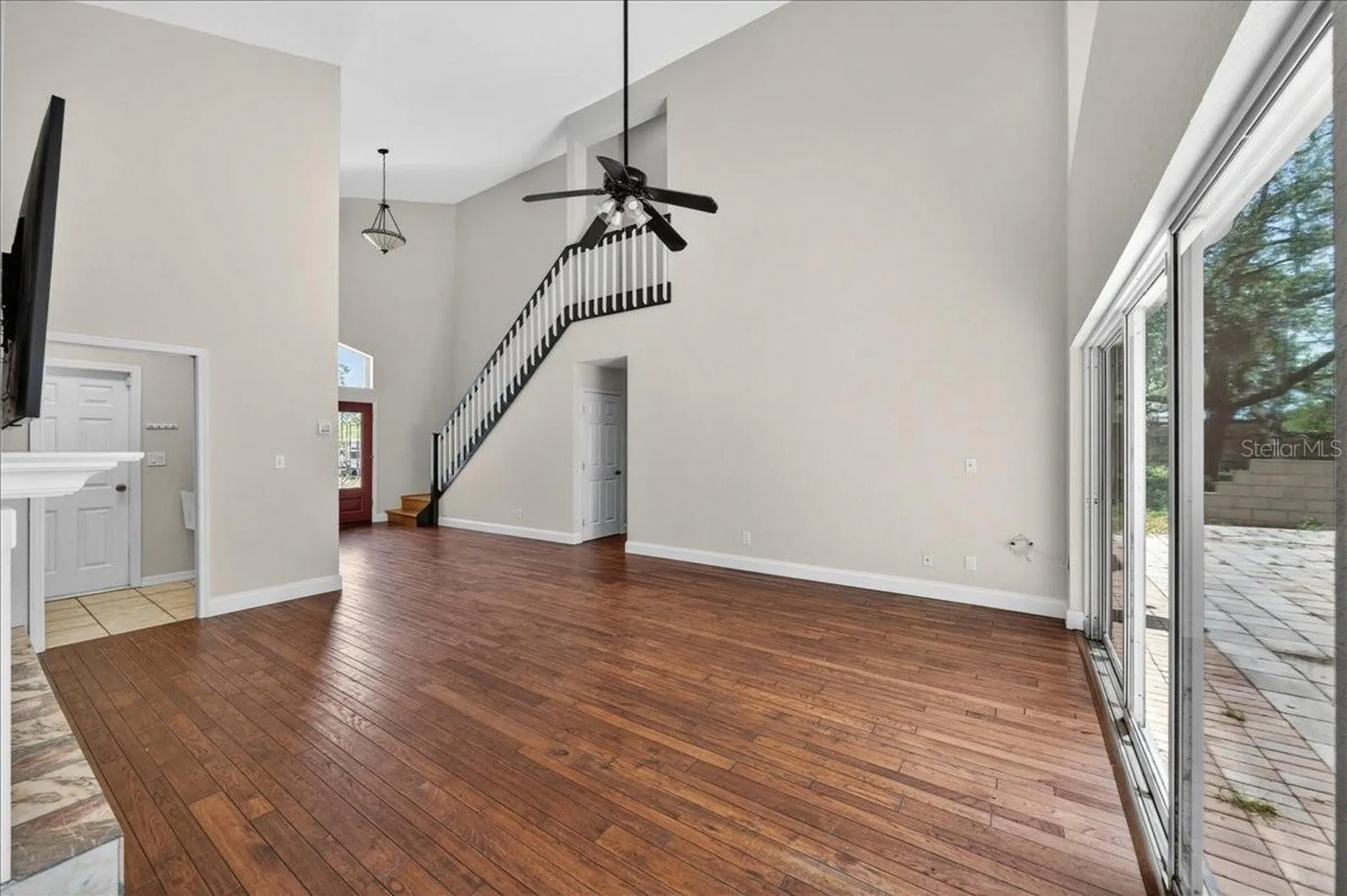 2000 Brent Place Palm Harbor FL 34683