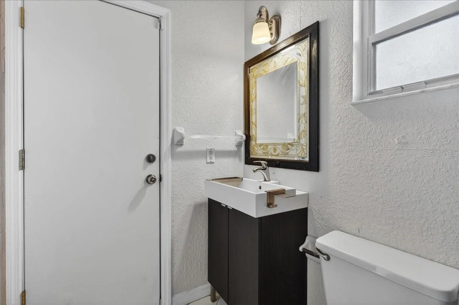 2000 Brent Place Palm Harbor FL 34683