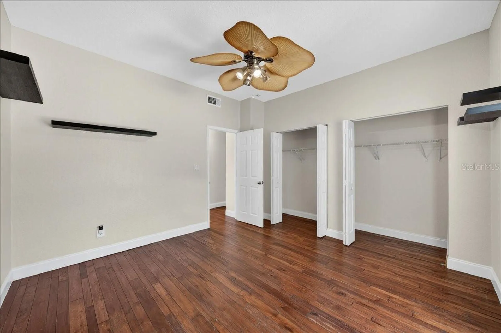 2000 Brent Place Palm Harbor FL 34683