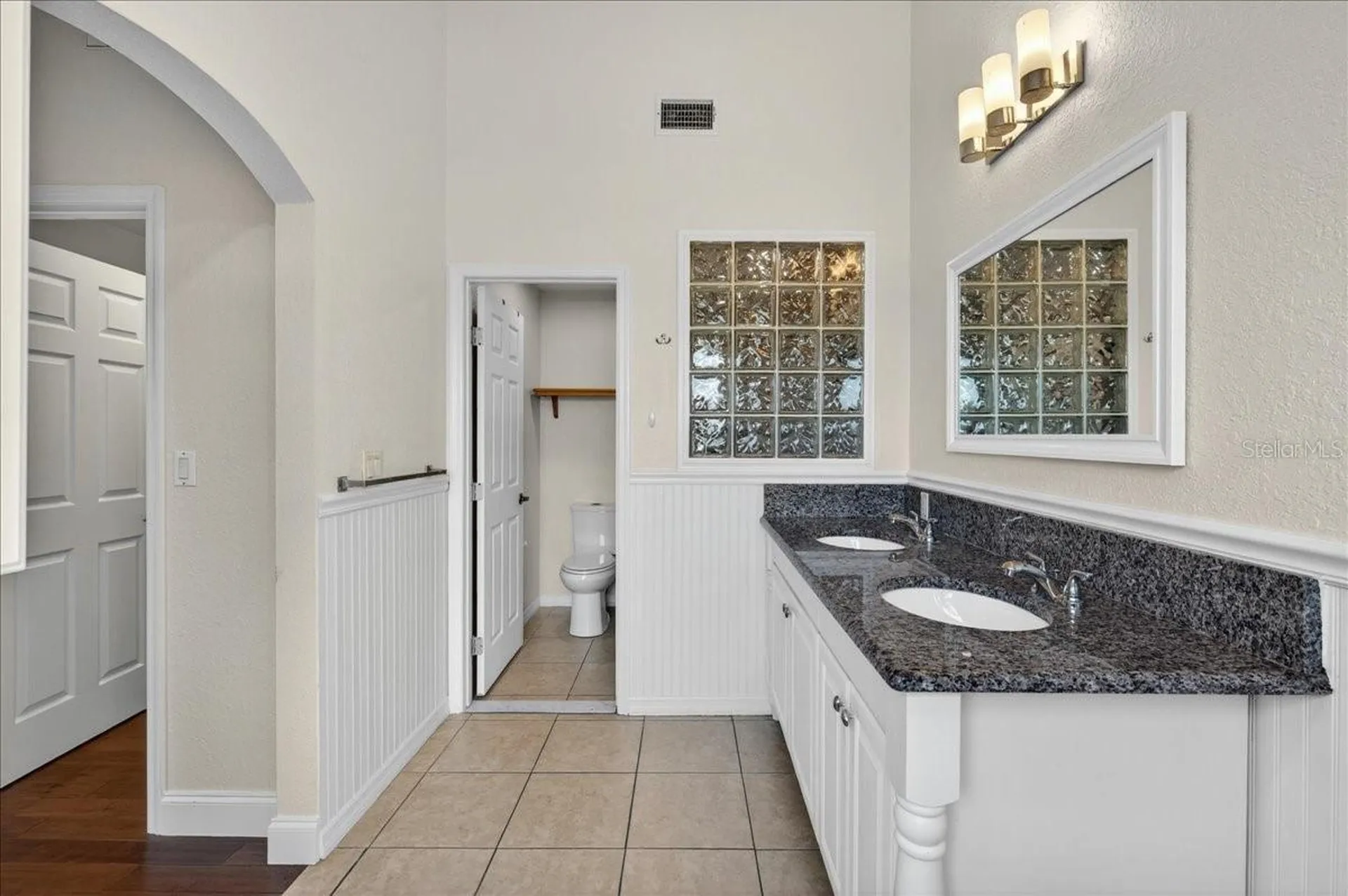 2000 Brent Place Palm Harbor FL 34683