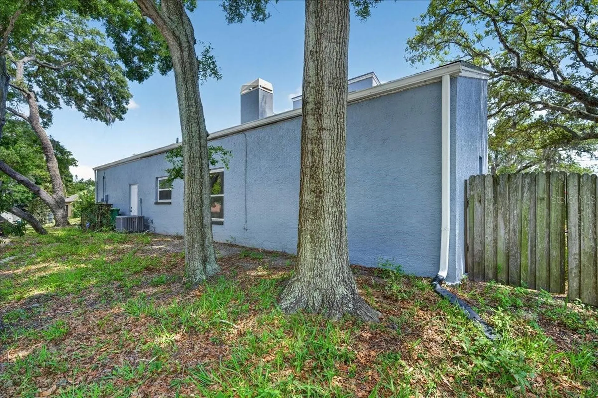 2000 Brent Place Palm Harbor FL 34683