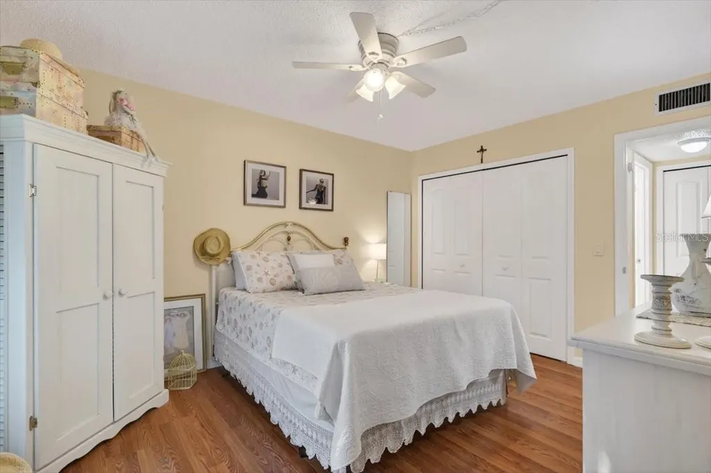 1250 S Pinellas Avenue Tarpon Springs FL 34689