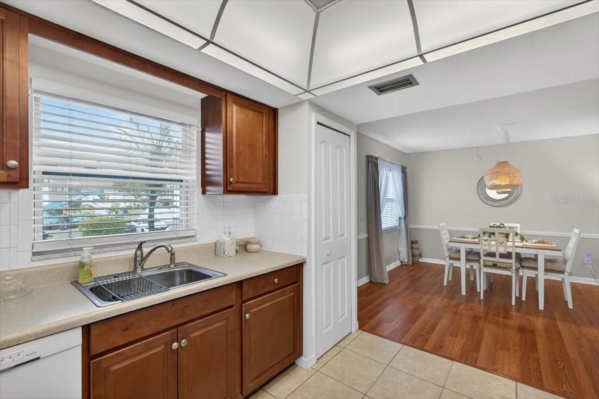 1250 S Pinellas Avenue Tarpon Springs FL 34689