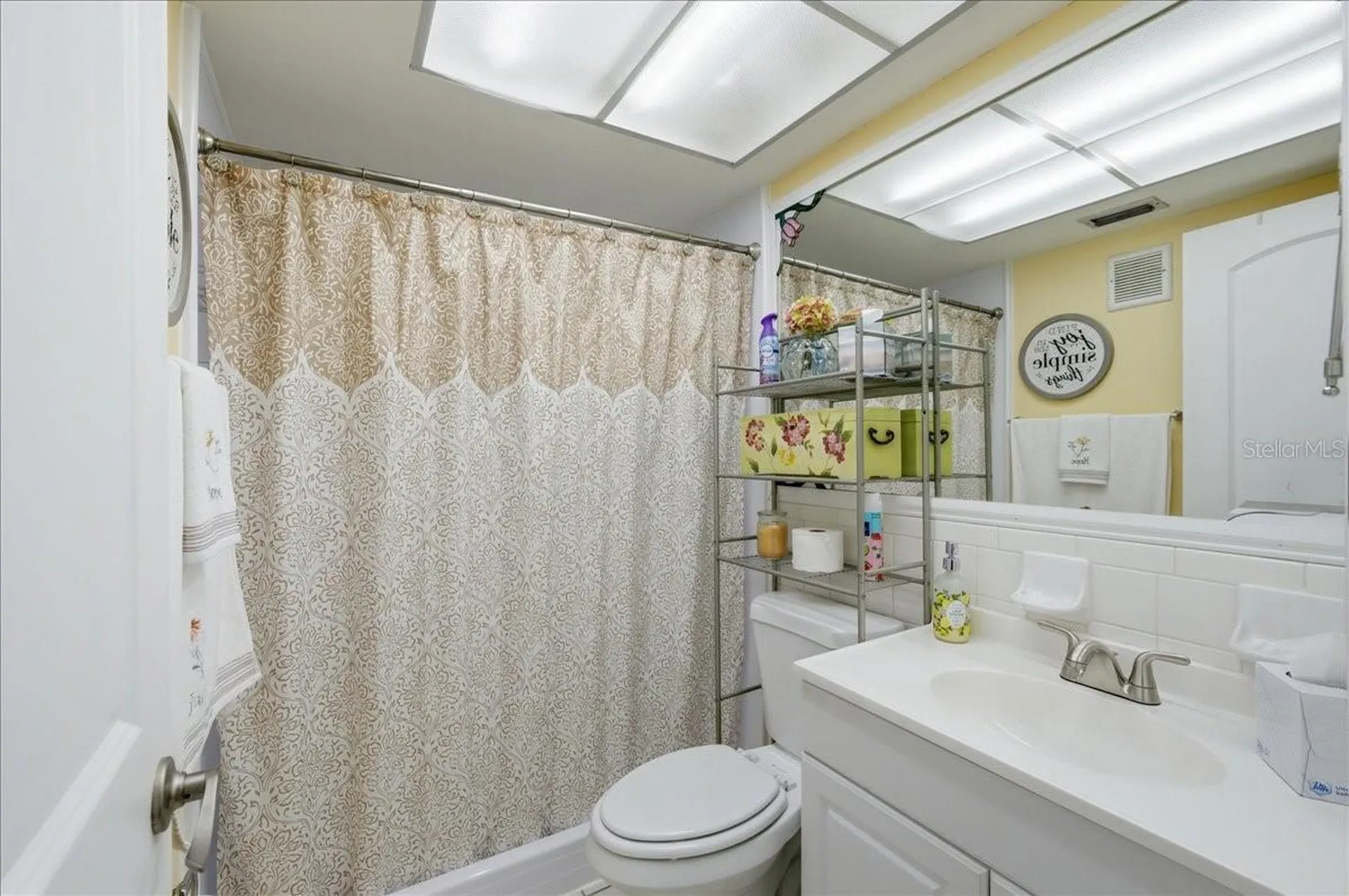 1250 S Pinellas Avenue Tarpon Springs FL 34689