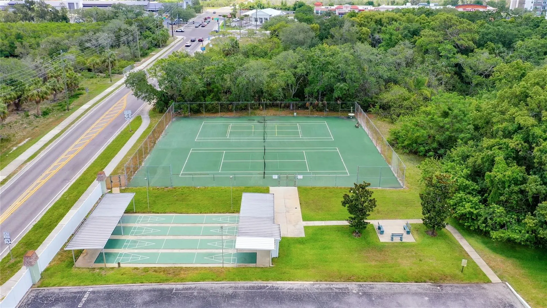 1250 S Pinellas Avenue Tarpon Springs FL 34689