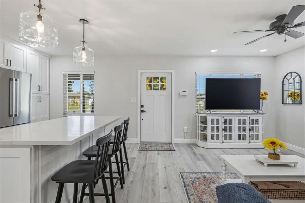 3044 55th Street N St Petersburg FL 33710