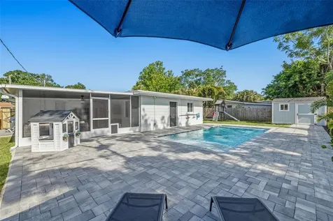 3044 55th Street N St Petersburg FL 33710