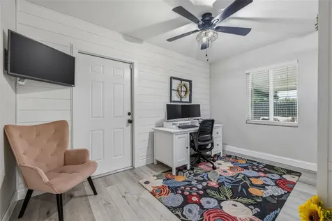 3044 55th Street N St Petersburg FL 33710