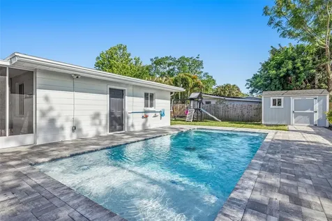 3044 55th Street N St Petersburg FL 33710