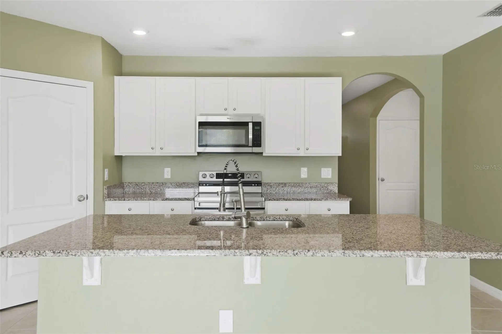 883 Fort Smith Boulevard Deltona FL 32738