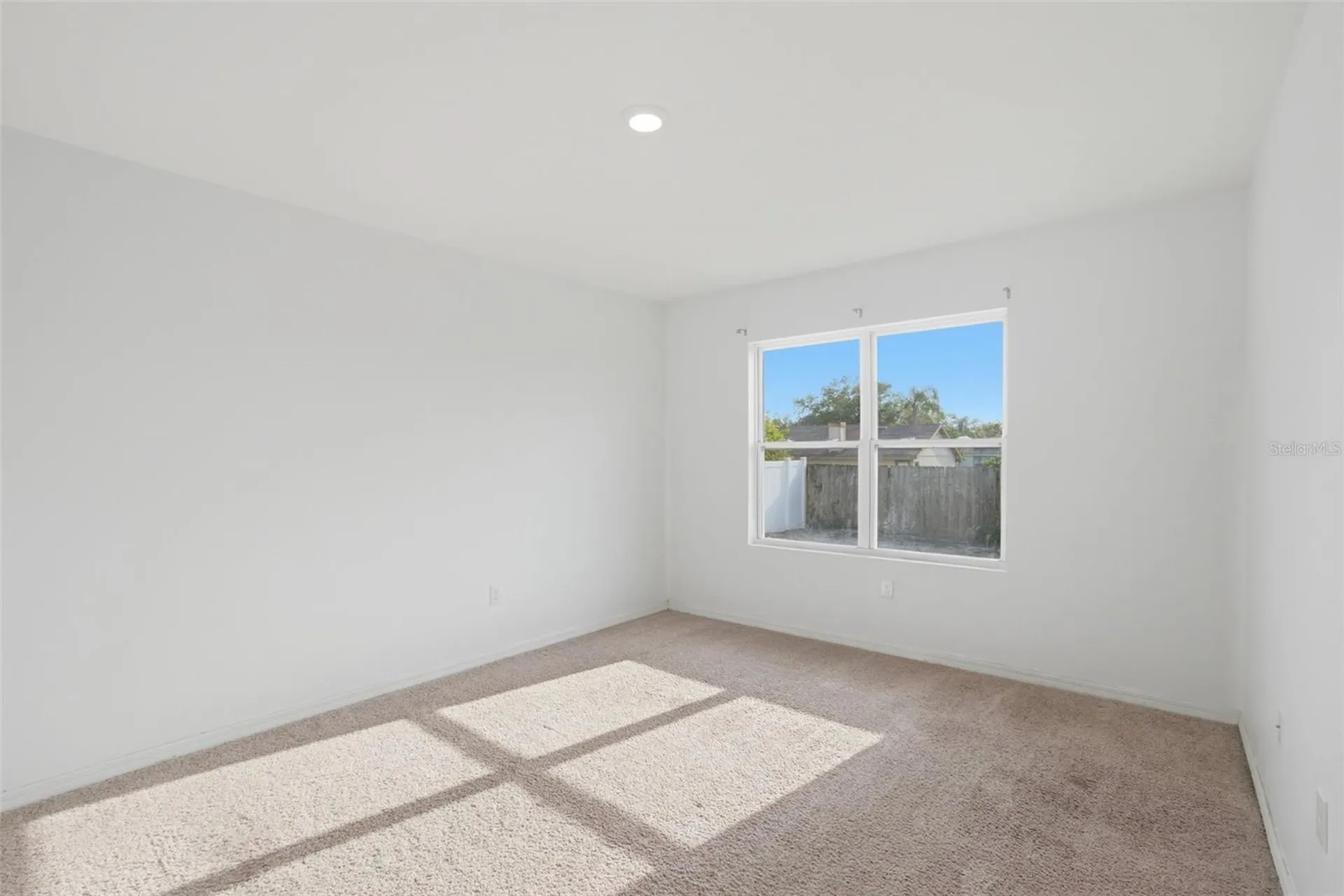 883 Fort Smith Boulevard Deltona FL 32738