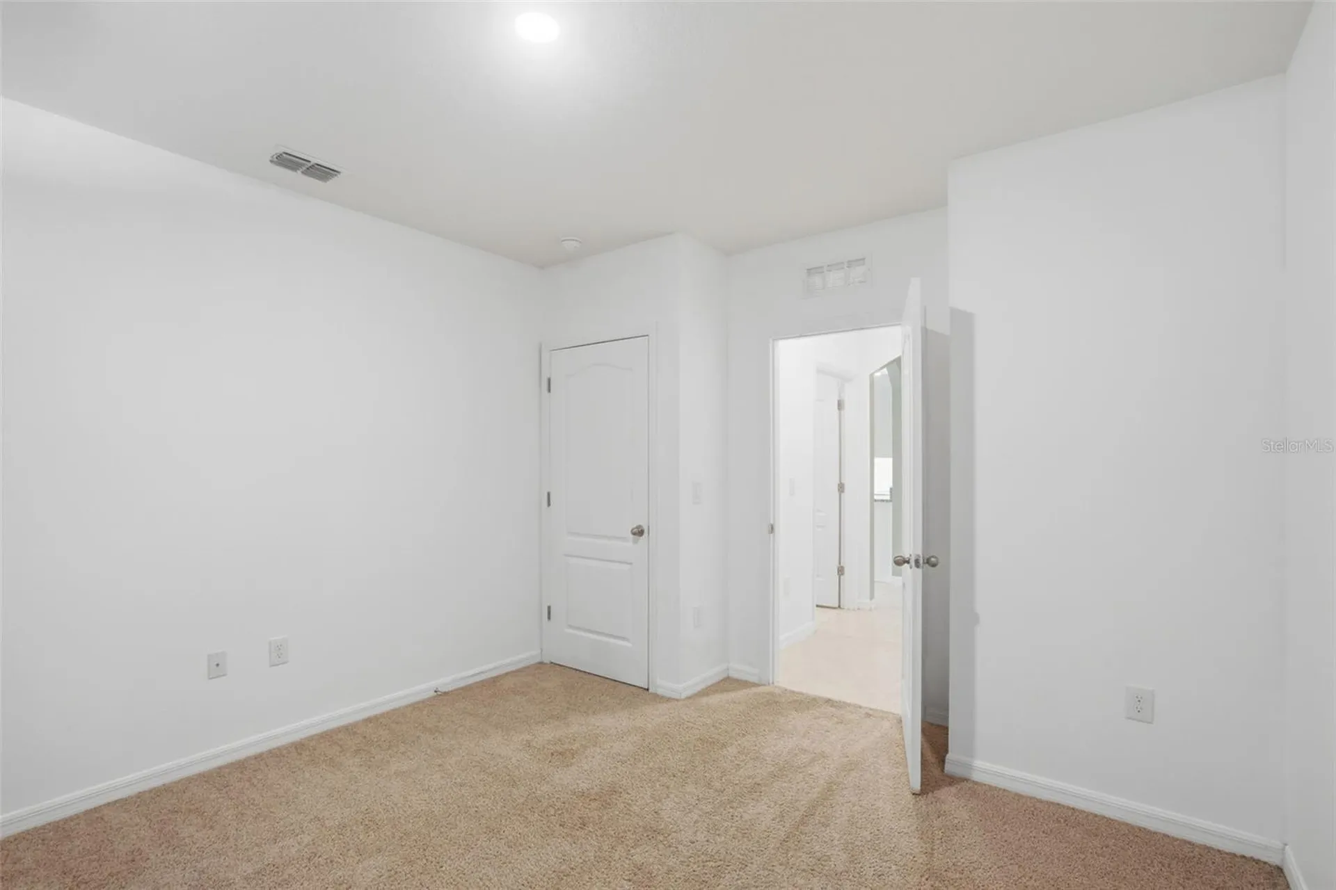 883 Fort Smith Boulevard Deltona FL 32738
