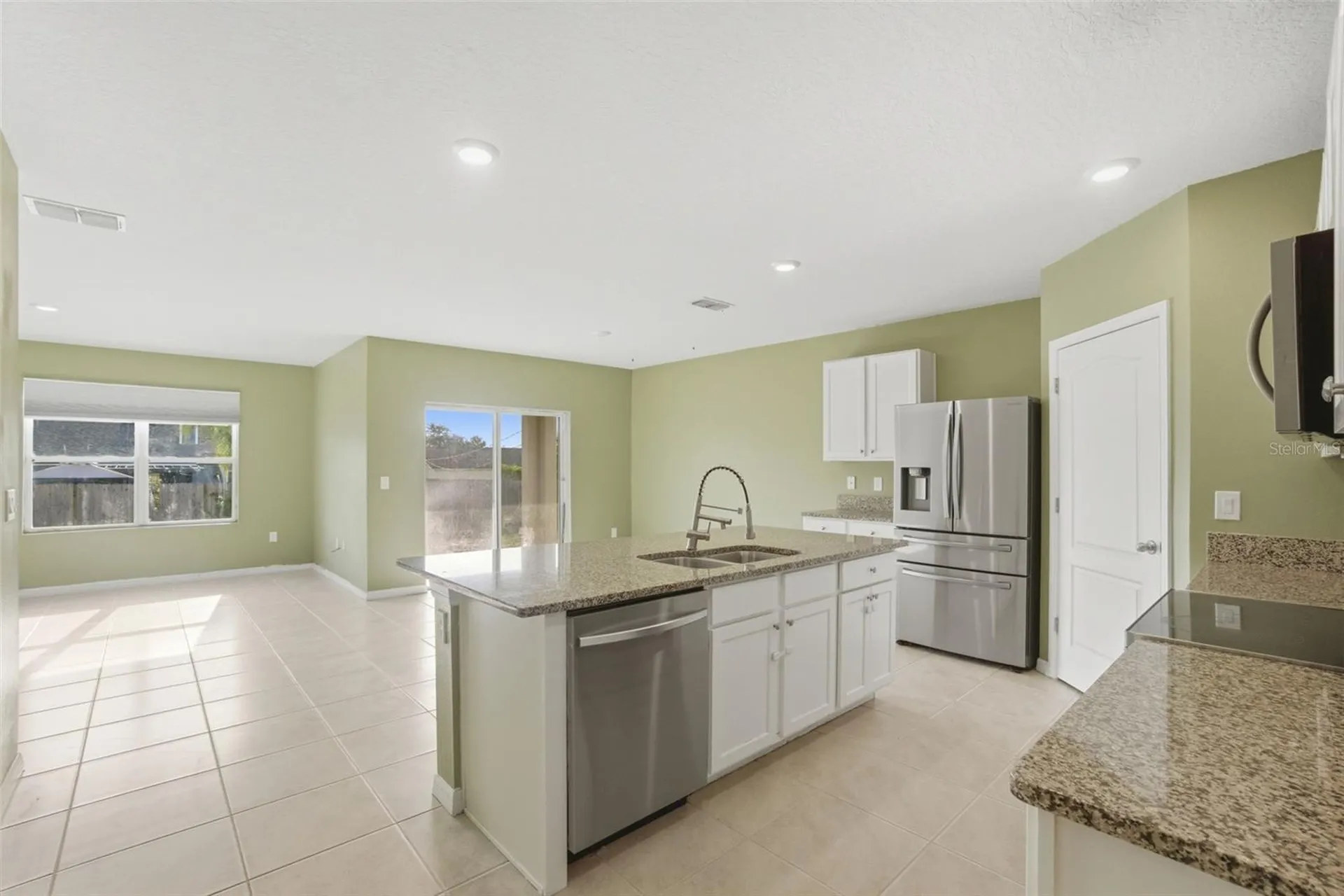 883 Fort Smith Boulevard Deltona FL 32738