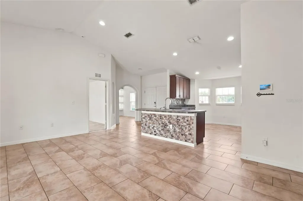 650 Hidden Lakes Court Haines City FL 33844