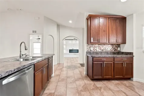 650 Hidden Lakes Court Haines City FL 33844