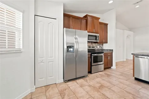 650 Hidden Lakes Court Haines City FL 33844