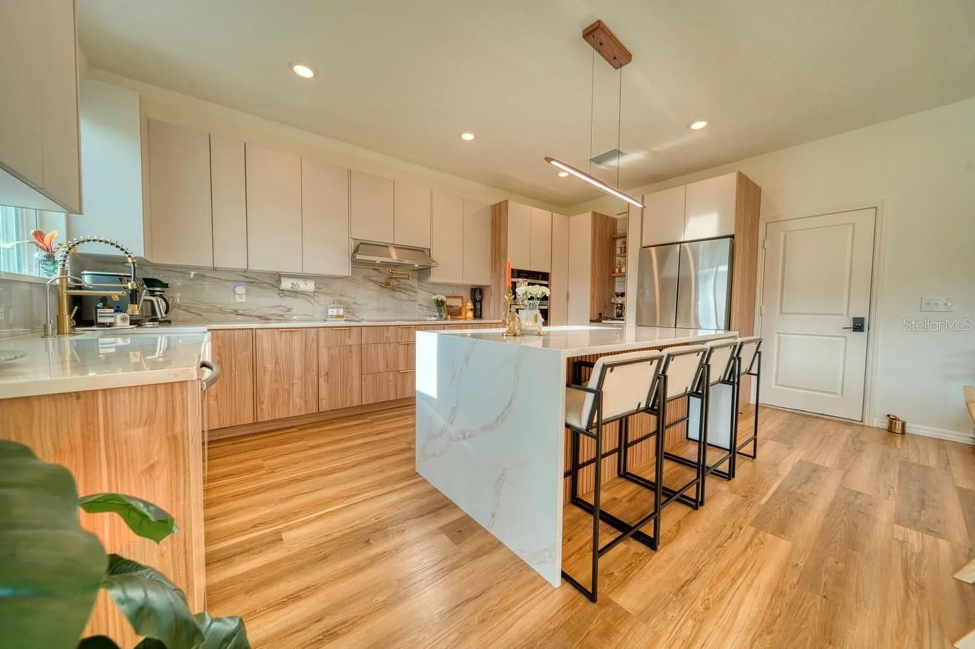 880 Alvanley Court Davenport FL 33896