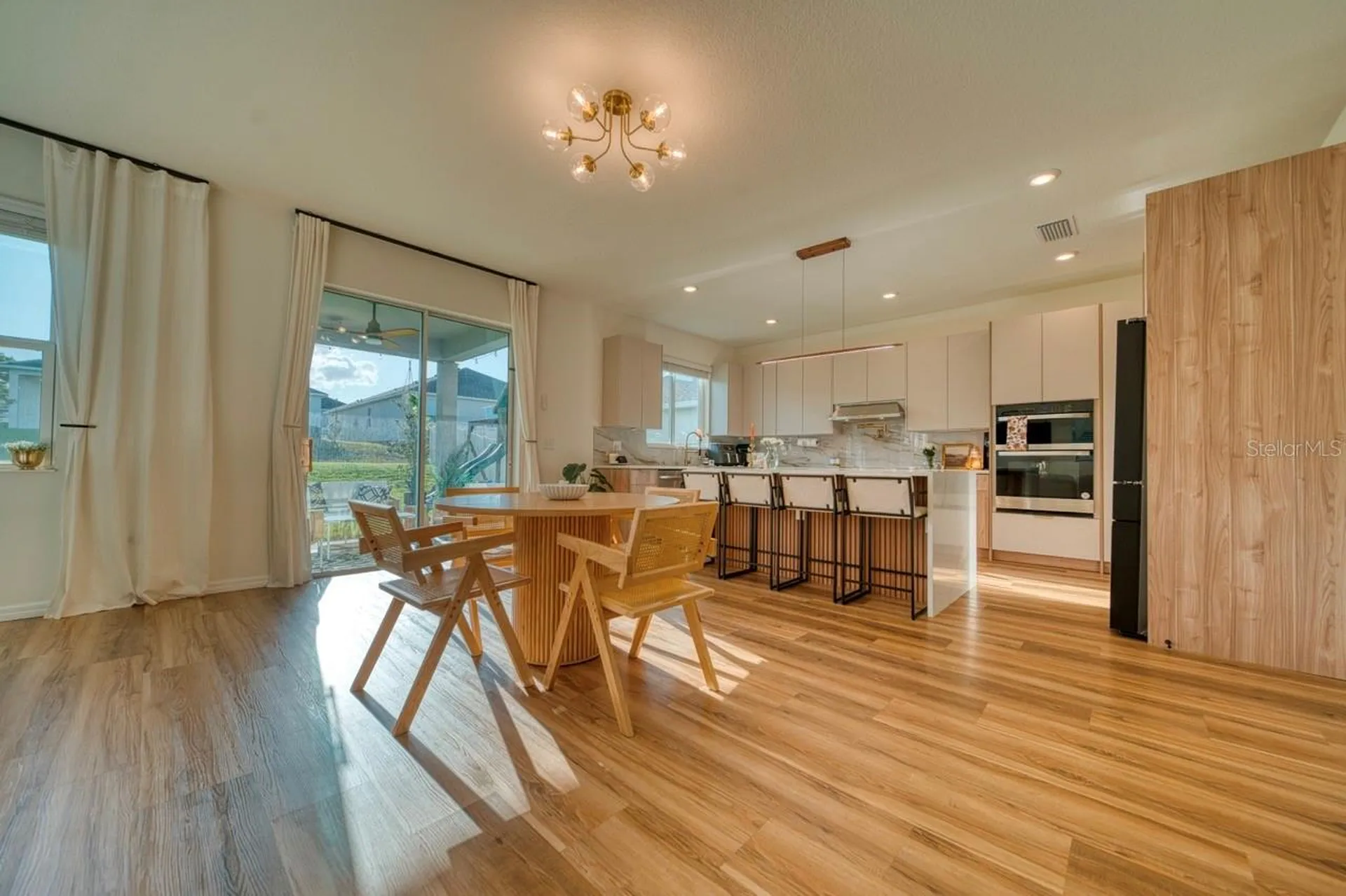 880 Alvanley Court Davenport FL 33896