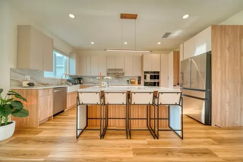 880 Alvanley Court Davenport FL 33896