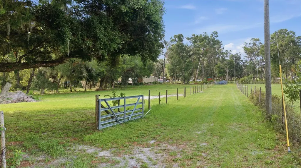 6681 Cr 665 Bushnell FL 33513