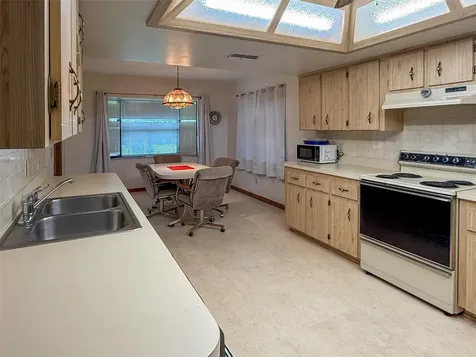 6681 Cr 665 Bushnell FL 33513