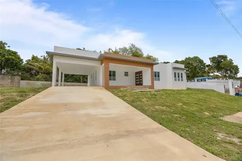 Solar 2 Villa Alemeria Marcel Aguadilla PR 00604