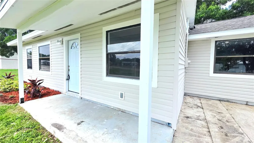 801 NW 5th Street Mulberry FL 33860