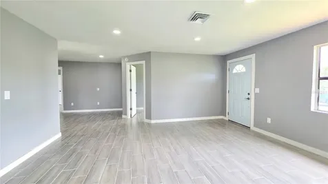 801 NW 5th Street Mulberry FL 33860