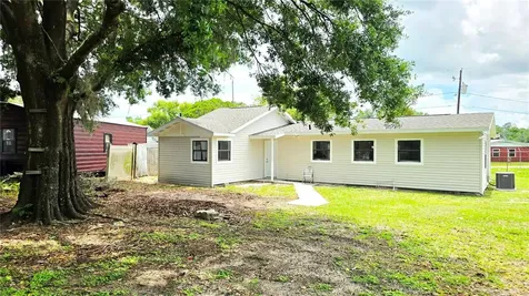 801 NW 5th Street Mulberry FL 33860