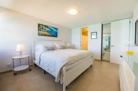 4745 Isla Verde Avenue Carolina PR 00979
