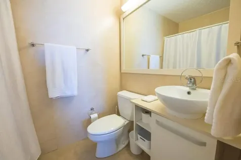 4745 Isla Verde Avenue Carolina PR 00979