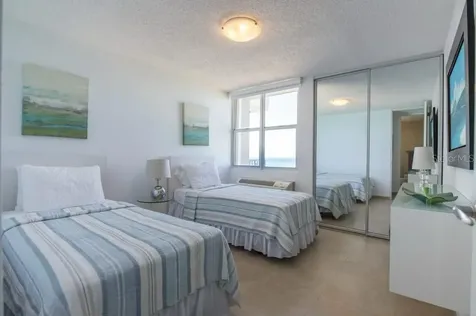 4745 Isla Verde Avenue Carolina PR 00979