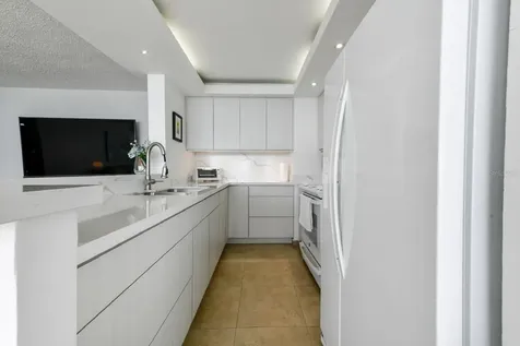 4745 Isla Verde Avenue Carolina PR 00979