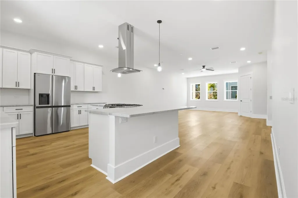 1413 Bayshore Boulevard Dunedin FL 34698