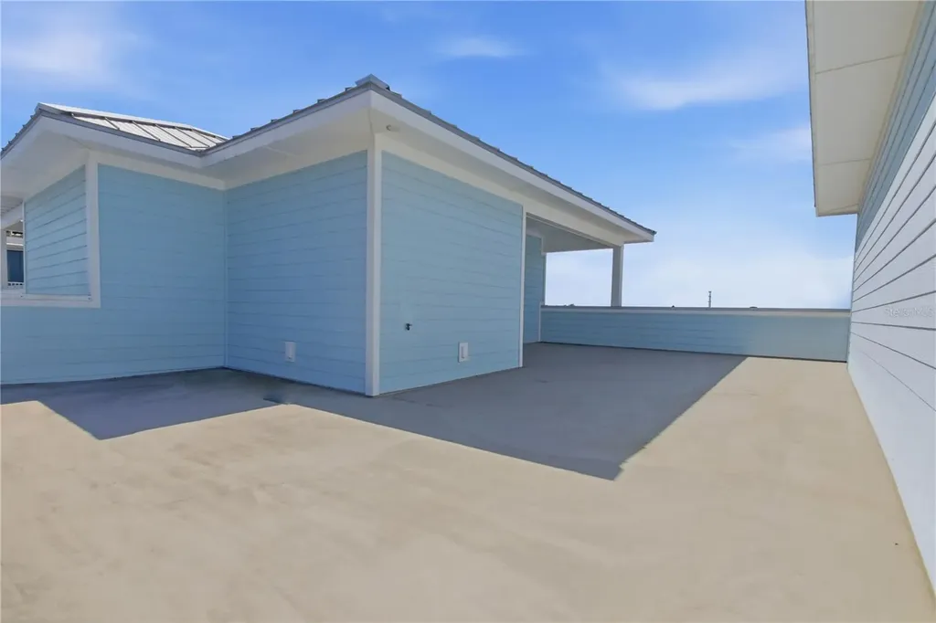 1413 Bayshore Boulevard Dunedin FL 34698