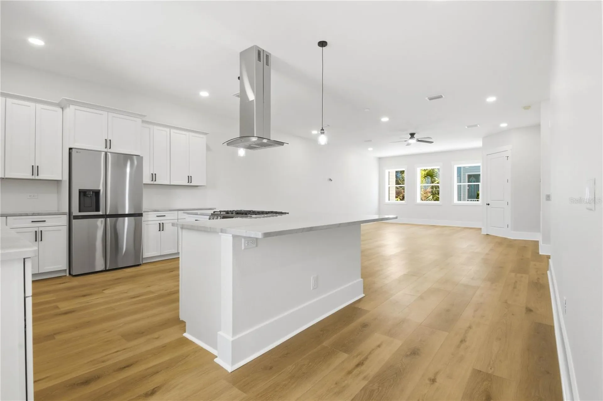 1413 Bayshore Boulevard Dunedin FL 34698