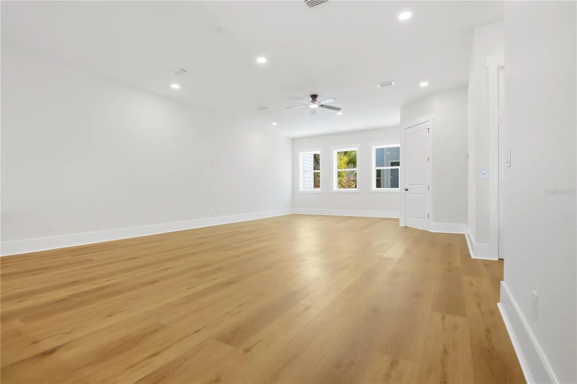 1413 Bayshore Boulevard Dunedin FL 34698