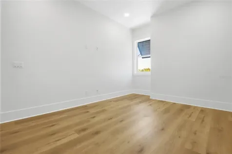 1413 Bayshore Boulevard Dunedin FL 34698