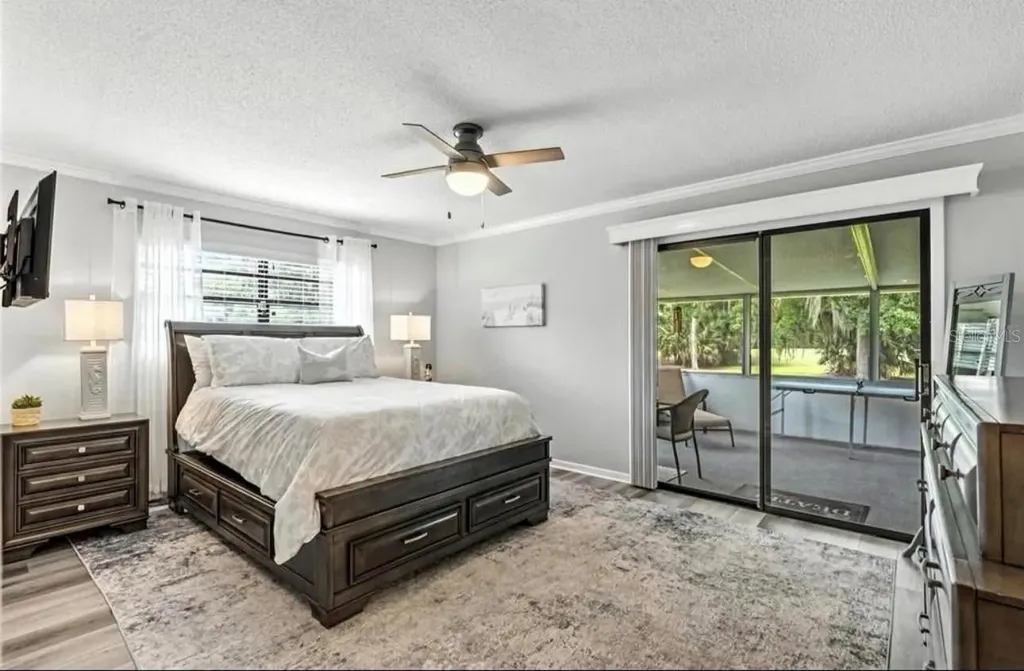 16 Courtney Place Palm Coast FL 32137