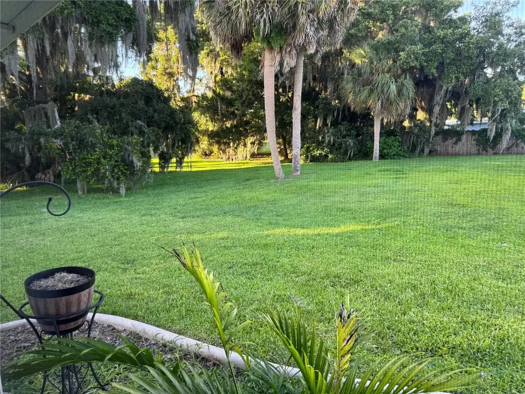 16 Courtney Place Palm Coast FL 32137