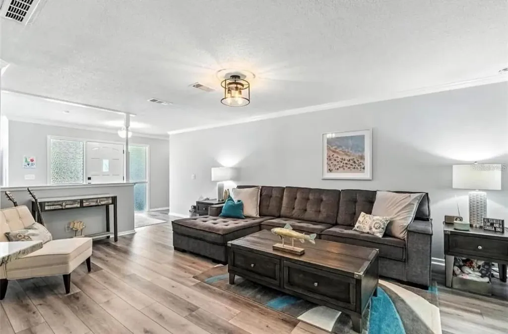 16 Courtney Place Palm Coast FL 32137