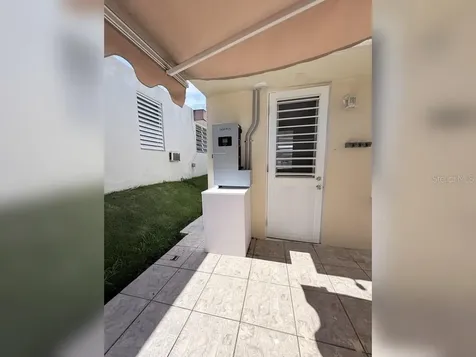 402 Yunta Caguas PR 00727