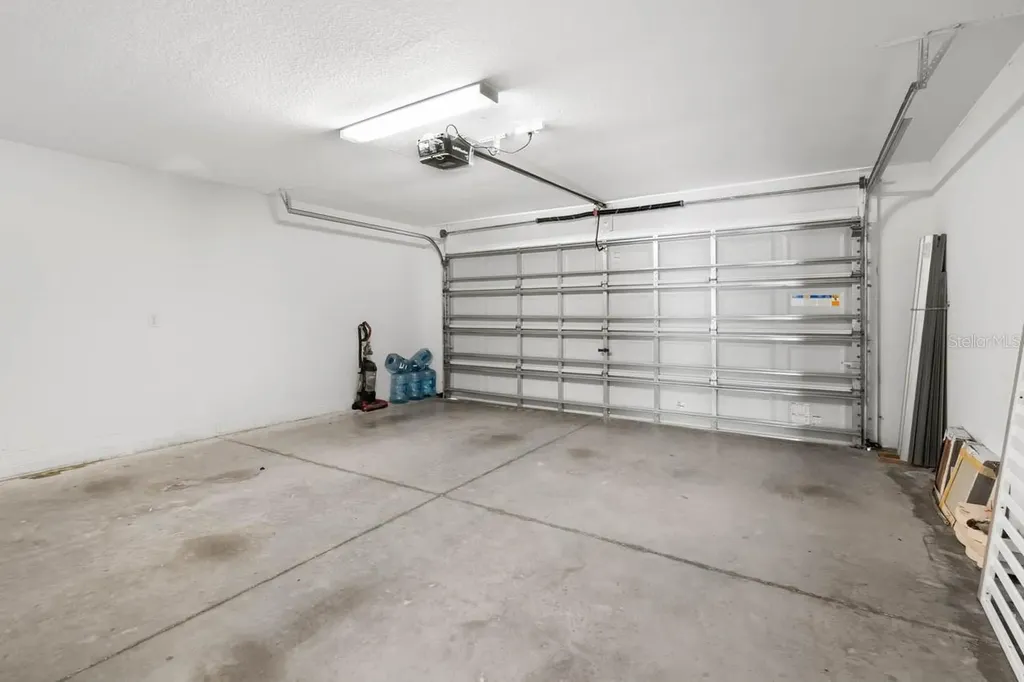 6823 King Creek Drive Sun City Center FL 33573