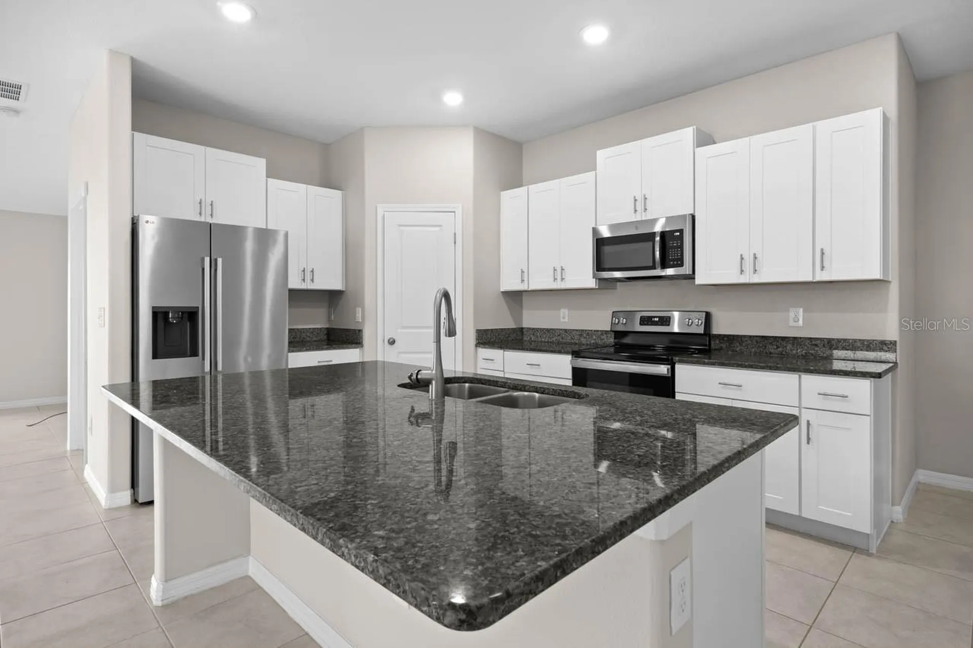 6823 King Creek Drive Sun City Center FL 33573