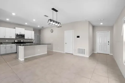 6823 King Creek Drive Sun City Center FL 33573