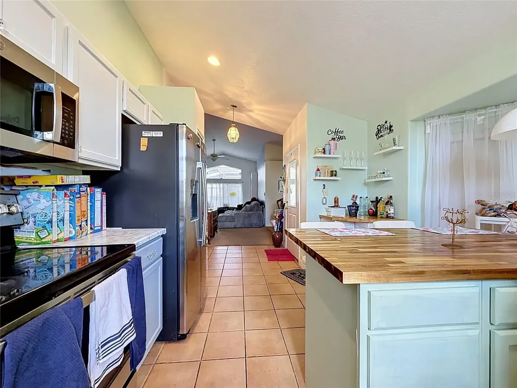 230 Hypolita Avenue Davenport FL 33897