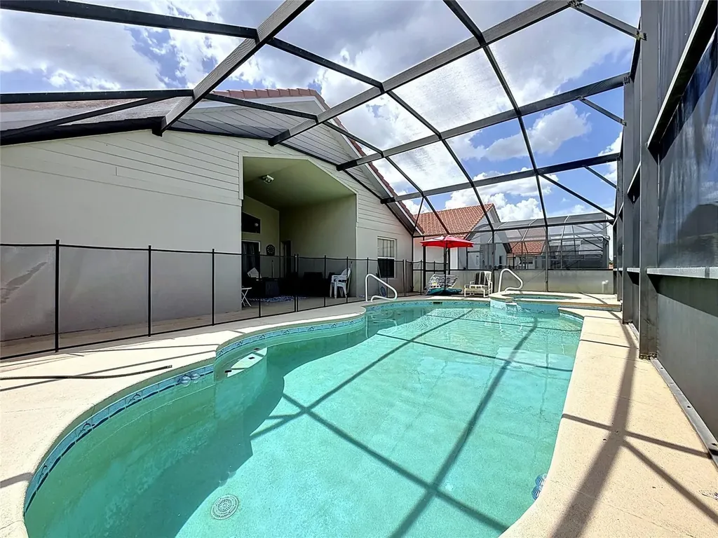 230 Hypolita Avenue Davenport FL 33897