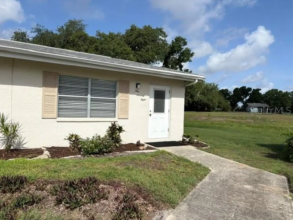 301 Andover Place S Sun City Center FL 33573